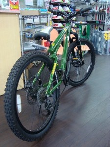 ＧＴ CHUCKER 3.0 【中古】 今出川店 - 京都の中古自転車・新車販売 サイクルショップ エイリン