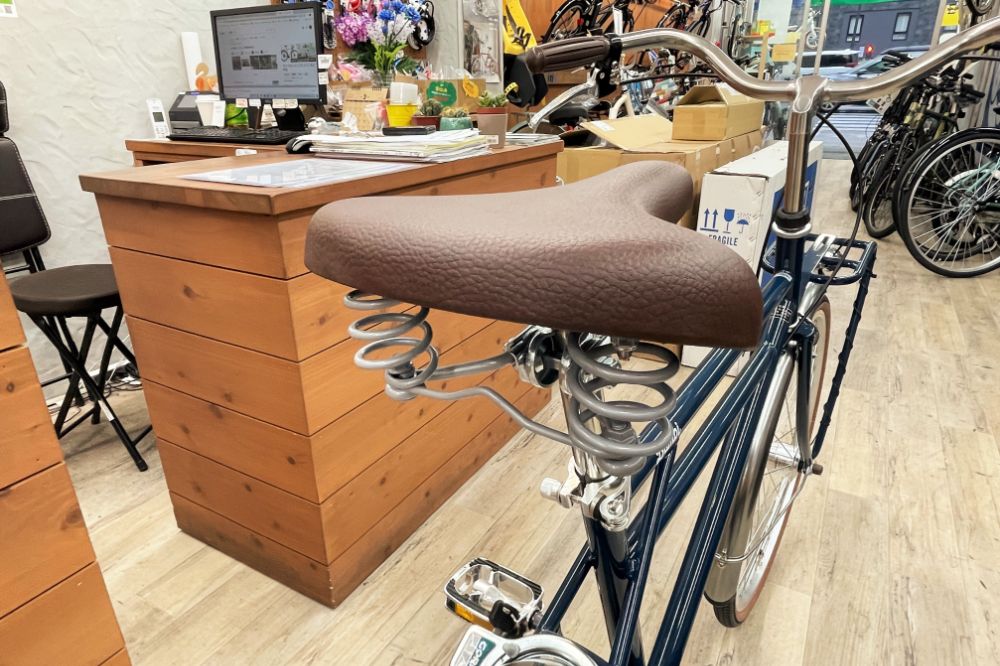 英国レトロを体現した お洒落タウンサイクル バンビ が入荷しました 京都の中古自転車 新車販売 サイクルショップ エイリン